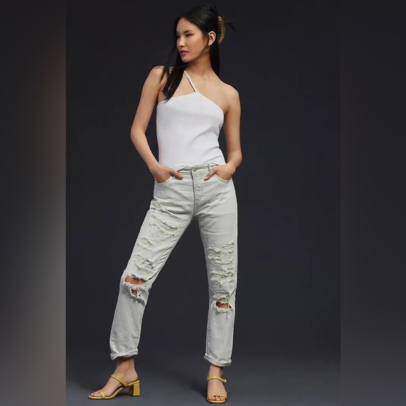 NWT. Anthropologie PILCRO MID-RISE SLIM BOYFRIEND JEANS size 31 regular - Picture 1 of 9